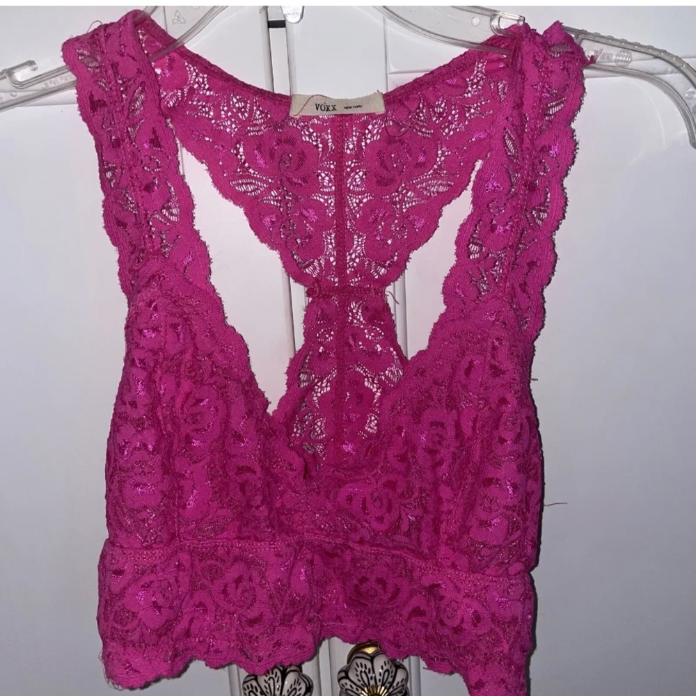 ⭐️ Voxx pink lace bralette size medium